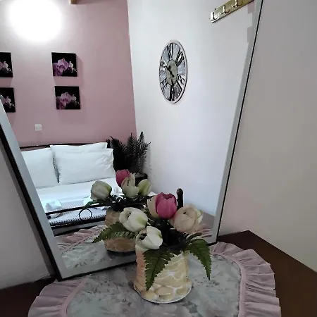 Ralloy Hoyse * Σάμη