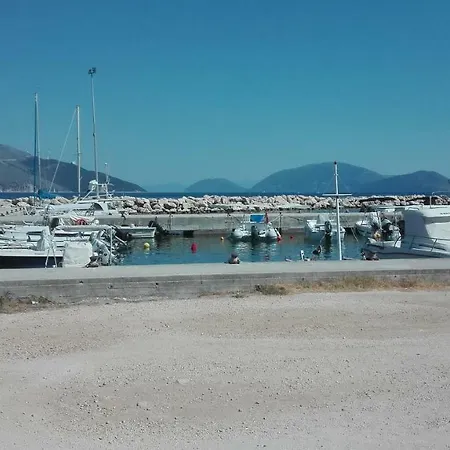 Ralloy Hoyse * Σάμη