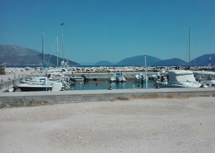 Ralloy Hoyse * Sami (Kefalonia)